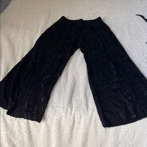 Lucy Love Black Textured Pants